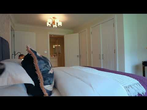 Preview image for the video "Audley Scarcroft Park show apartment".