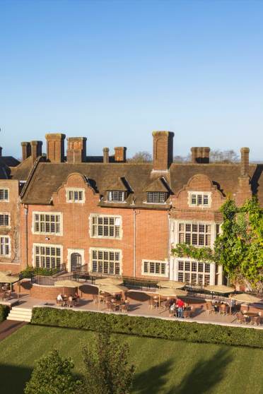 CGI of Headley Court luxury retirement village in Epsom - Exterior view