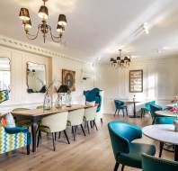 Ornate, Georgian-style dining room