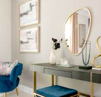 Fine-art dressing table