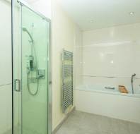 Walk-In Wet Room Bathroom 