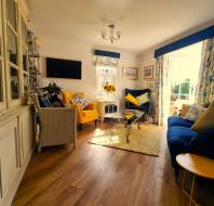 Wyatt Cottage at Audley Mote House - Lounge