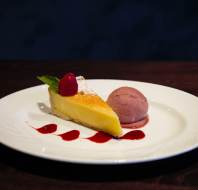 Summer Menu - Tart dessert
