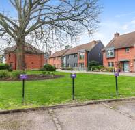 1 Wilkens Place at Chalfont Dene Exterior