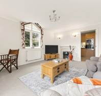 Clevedon 6 Elmsley Lodge living room