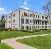 11 Lyons Mews at Redwood - Exterior view