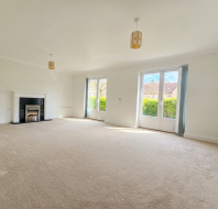 21 Garden Walk at Mote House - Living room