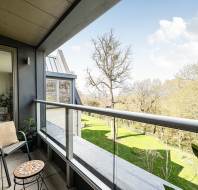 33 Pembroke Court balcony view