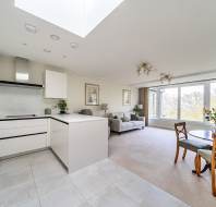 33 Pembroke Court kitchen and living room