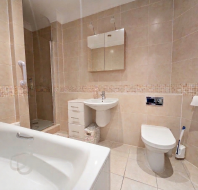 1 Mote House bathroom