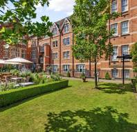 8 Newbold Court at Audley Binswood
