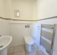 20 Garden Walk at Mote House - Ensuite
