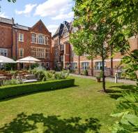 8 Newbold Court at Audley Binswood