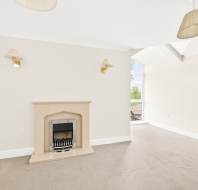 3 Clevedon House at Clevedon - Living room