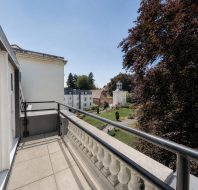 10-Inglewood-House-Inglewood-balcony