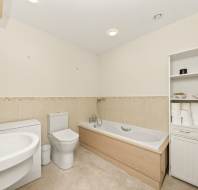 14 Elmsley Lodge at Clevedon - Bathroom