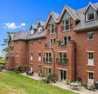 20-Mason-Court-Ellerslie-exterior