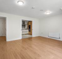 20-Mason-Court-Ellerslie-living-room-1