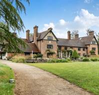 4-Stanbridge-Manor-Stanbridge-Earls-exterior-2