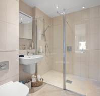 9-Lyons-Mews-Redwood-en-suite