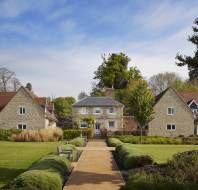 Mote-House-walled-garden