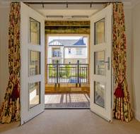 11-Robinson-Court-St-Elphins-Park-reception-room-4