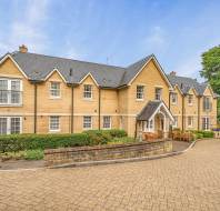 15-Alexander-Court-Mote-House-exterior-2