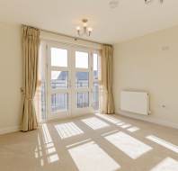 18-Devonshire-Court-St-Elphins-Park-bedroom-1