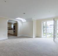 3 Lime Tree Court at Inglewood - living and dining room