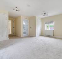7-Garden-Walk-Mote-House-bedroom-1