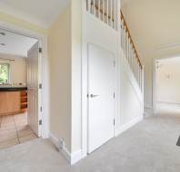 7-Garden-Walk-Mote-House-hallway