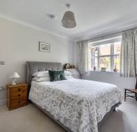 25 Kenne Court at Stanbridge Earls - bedroom