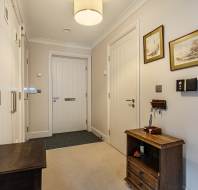 25 Kenne Court at Stanbridge Earls - hallway