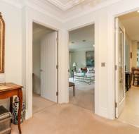 5 Osborne Place at Chalfont Dene - hallway