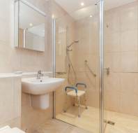 5 Osborne Place at Chalfont Dene - shower room
