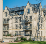 Pembroke Court at Audley Cooper's Hill