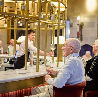 Homeowners enjoying a drink together in the bar at Sunningdale Park