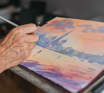 Painting and hobbies in a retirement village