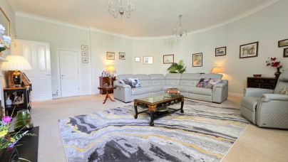 1 Mote House living room