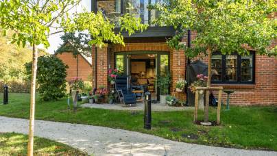 1 Gallop Place at Stanbridge Earls - exterior