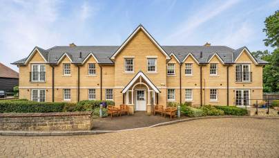 15-Alexander-Court-Mote-House-exterior-1