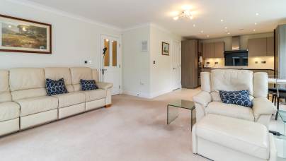4 Misbourne Place at Chalfont Dene - living room