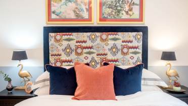Bedroom with Oriental stylings